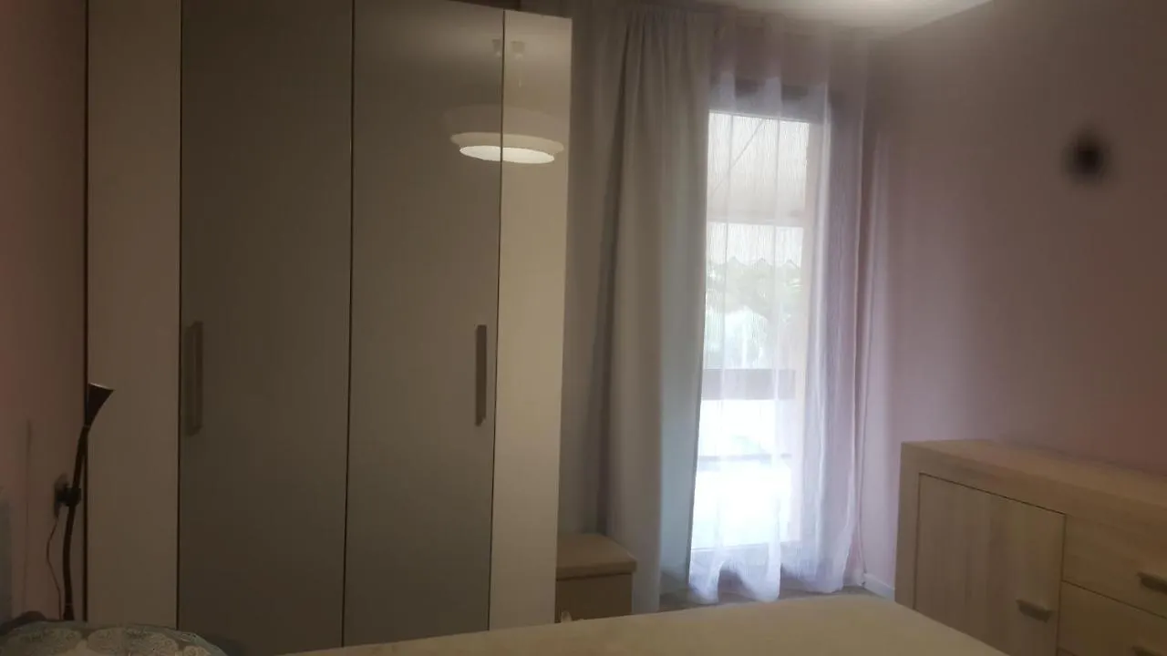 Apartment Colombare 31 Sirmione 0*,  Italy
